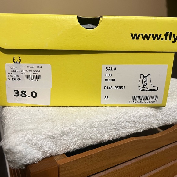 Fly London Salv Chelsea Boots - Picture 2 of 6